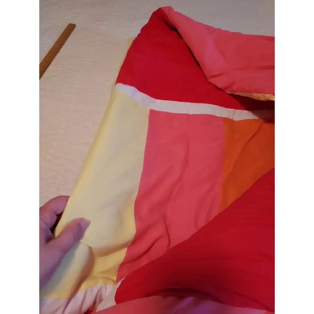 Unbranded color block